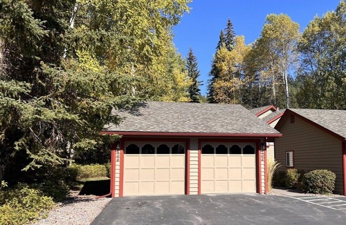 Whitefish Condo | Mountain Harbor Woodland Retreat, Condo 209