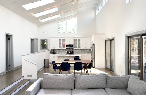Northwest Harbor House | New and Modern East Hampton Summer Home w/Pool