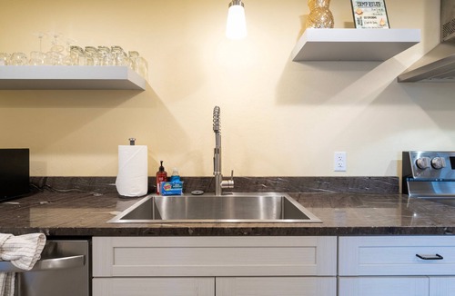 Bigfork House | New! Cottage | Fireplace · Near Flathead Lake · 1 Hr to Glacier National Park