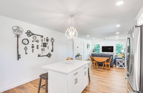 Morrison Cottage | Newly Built Home Near Morrison Rockwood State Park