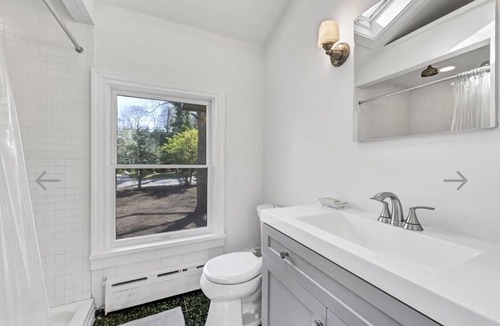 Clearwater Beach House | Newly renovated light filled Springs home, walking distance to bay beach