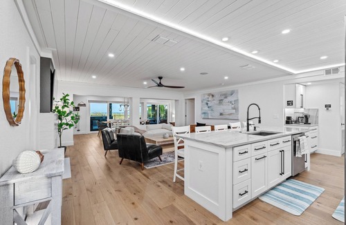 Cocoa Beach House | Oceanfront 6BDRM 4.5BA w/Movie Rm, Game Rm, Hot Tub, Fire Pit, Summer Kitchen