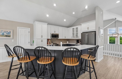 Whalehead Beach House | OCEANSIDE: Elegant home! Private Pool, Hot Tub, Gameroom with Pool Table!