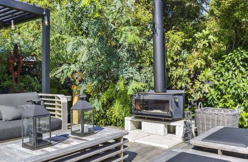 Palm Beach House | Palm Springs by Waiheke Pure - Luxurious ridgetop retreat, panoramic views, pool, hot tub