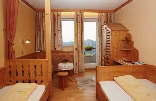Eberstein House | Panoramic view - Biolandhaus Arche