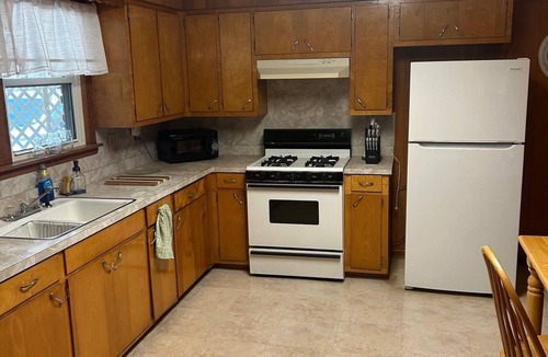 Lutcher House | Peaceful 4-bedroom house in Lutcher, located between New Orleans and Baton Rouge