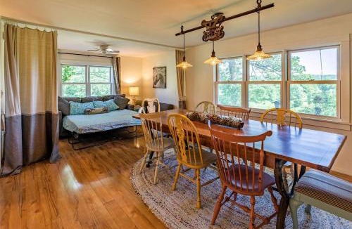 Kent House | Peaceful and Serene Farmstead Retreat with Horseback Riding in Stockton, Illinois, Perfect for a Family Getaway