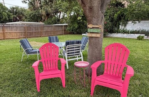 Cocoa Beach Villa | Penguins on the Beach 2BR Steps to Beach & Downtown, pool, Unit 7