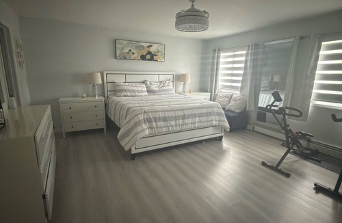Moonachie Apartment | Perfect 3-bedroom 2 Bath apartment with AC in Moonachie 10 min drive to MetLife