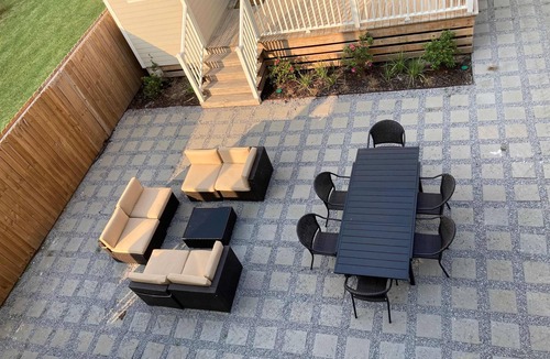Faubourg Delassize Villa | Pet-Friendly Villa w/BBQ Near French Quarter Street Car