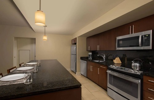 Marco Island Resort | Poolside - 3 Bedroom - Marriott's Crystal Shores - Full Resort Access