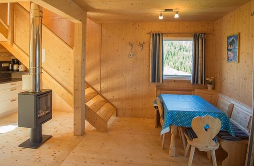 Untergreutschach Ski Chalet | Pretty Chalet in Bad St Leonhard near Klippitztörl Ski Area
