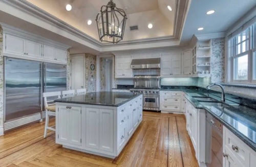 Bridgehampton House | Prime location Hamptons estate,perfect for large groups min from beach and town