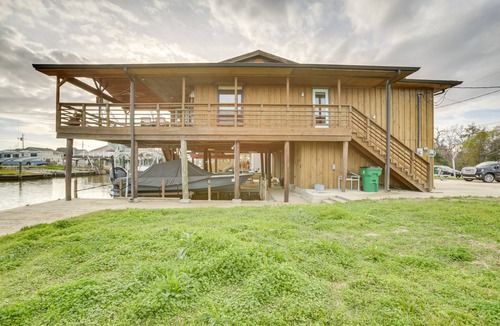Barataria House | Private Dock, Lanai: Bayou Retreat in Barataria!