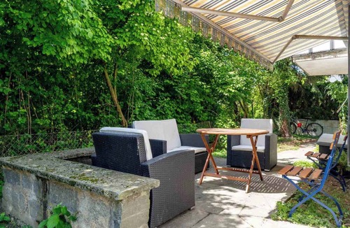 Seebach House | Private Room near Airport | Garden | Late Check-out