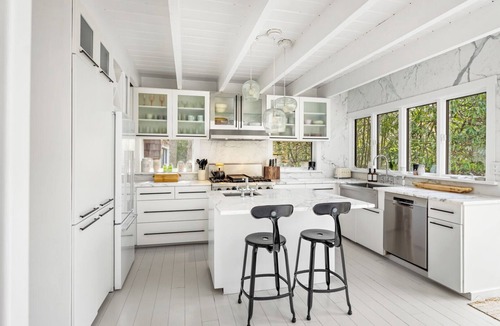 Springs House | Recently Renovated Designers Oasis in East Hampton, Close to Beaches, Great.