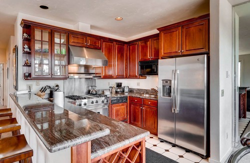 Vail Condo | Remodeled, Mountain Views, Walk to Gondola, SV34B