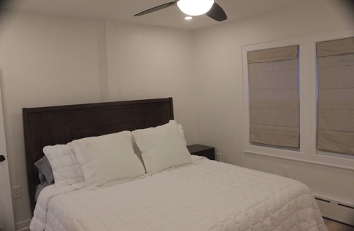 New Rochelle Apartment | Renovated 3BR Family Friendly Apartment Private Parking Walk to Train NYC
