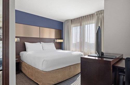 East Bronx Hotel | Residence Inn New York The Bronx At Metro Center Atrium