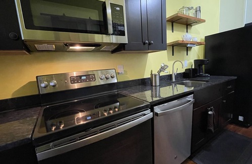 Seventh Ward Apartment | Restored Creole Cottage Apt. Near the French Quarter