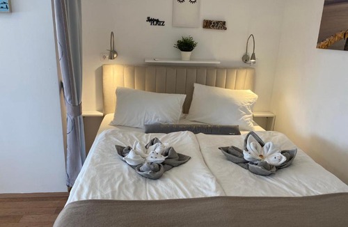 Bodensdorf Apartment | Rosebeach Appartement am Ossiachersee und Gerlitzen Skipiste