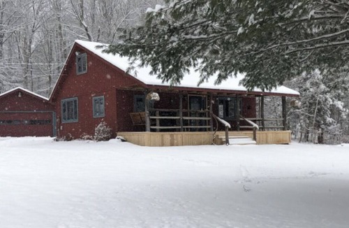Winsted Cabin | Rustic cabin on private pond and 7 acres -Nature immersion! Hummingbirds to owls
