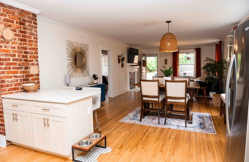 Plaza Midwood House | Safe and quiet street. Walk to shops & more. Fenced in yard w huge front porch.