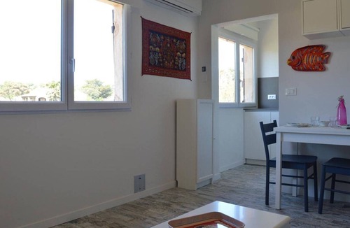 La Nartelle Apartment | Sainte-Maxime Renovated Studio with Air Conditioning and Parking