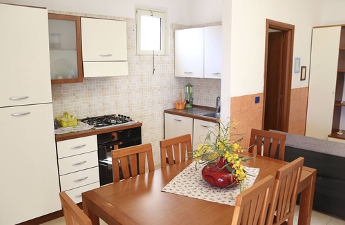 Punta Prosciutto Apartment | Seafront villa Rossella with veranda p car