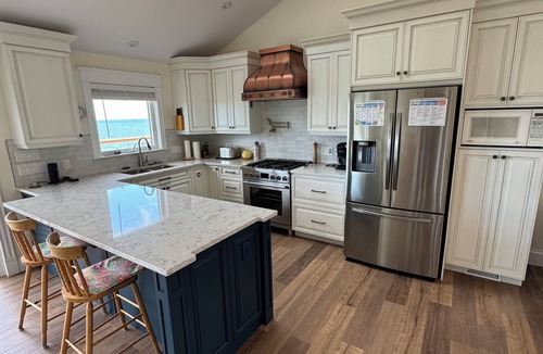 Trenton House | Secluded Sinclair Island Cliff with Water View and amazing SUNSETS