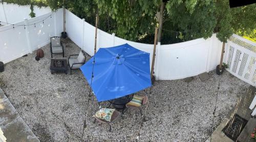 South Valley Stream House | Serene Retreat near JFK Private Balcony, Yard, and Pool Access