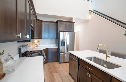 Charles City House | Sherman Creek - Modern Luxury Townhome Perfect for Families & Groups