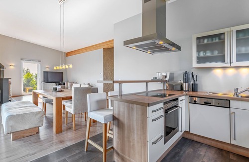 Sankt Urban Apartment | Simonhöhe Kärntentraum by Interhome
