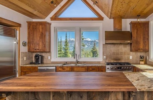 Saddle Ridge House | Ski-In/Out Townhome | Stunning Big Sky Views & Yellowstone Access