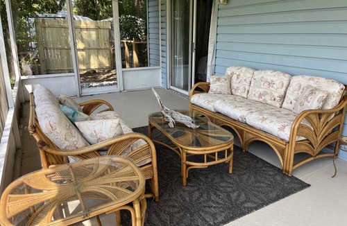 Florida Shores House | SNOWBIRD SPECIAL-Large Comfy Stay Pets Welcome w/Parking Trailers/Bikes/Boats