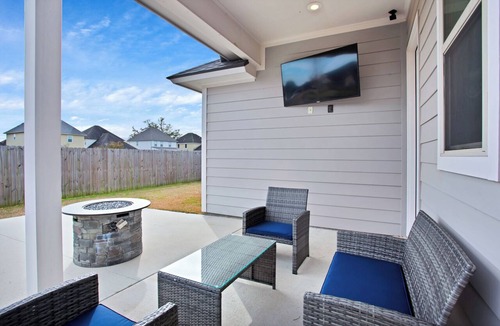 Geismar House | Southern Comfort! Charming 3 Bedroom Between Baton Rouge and New Orleans