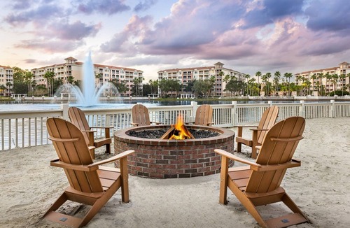 Williamsburg Condo | Spacious 2BR Villa at Marriott Grande Vista Pools, Golf & Minutes to Disney