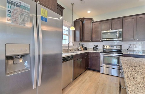 Bermuda Bay House | Spacious 3BR Home | Pool, Waterpark & Near Beach