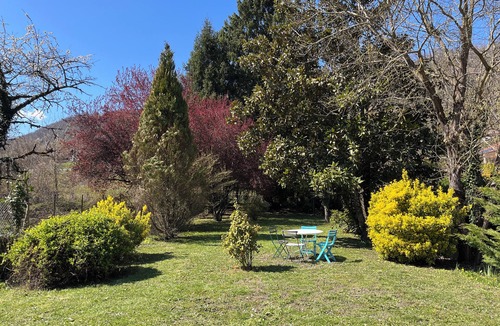 Saint-Bueil House | Spacious, authentic country house near Lac d'Aiguebelette