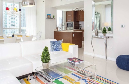 Downtown Miami Apartment | Spacious Brickell Suite Steps from Riverwalk