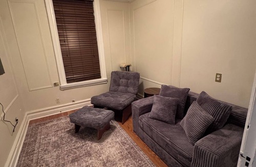 East Flatbush House | Spacious Brooklyn 4BR/2BA Across 2 Private Floors with Yard