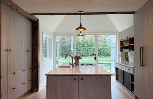 East Hampton House | Spacious Open Floor Plan on 1.5 Acres