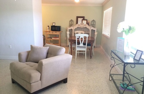 South Patrick Shores House | Spacious & Sunny, Beach Cottage - Walk to Beach