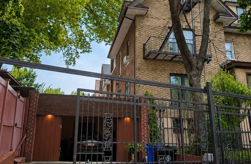 University Heights House | Stunning 5-bedroom luxury townhouse in University Heights, Bronx.