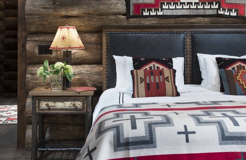 Vail Cabin | Stunning Destination! Cinema, HotTub, Firepit, BBQ, GameRoom, Solaris Parking!