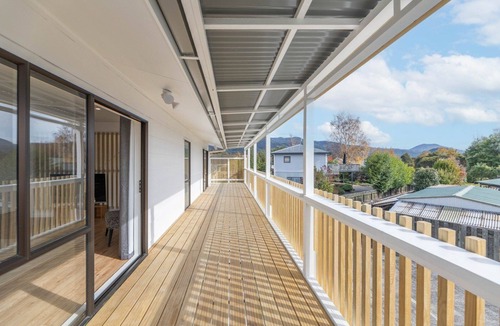 Turangi House | Stunning Turangi Home - Mt Ruapehu + Tongariro