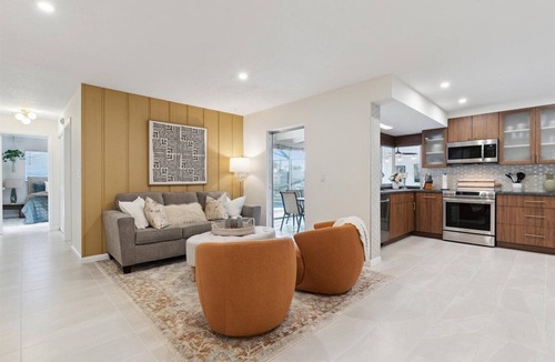 Venetian Way House | Stunning Ultimate Canal Front Home With Pool. 4 Bedroom 2 Bath Coastal Retreat 🌴