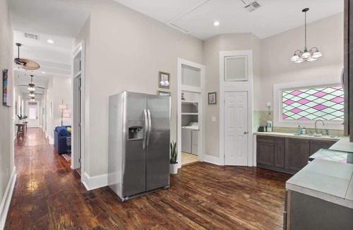 Mid-City House | Stylish, Central Nola Getaway! Parking+Street Car