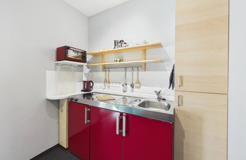 Altossiach Apartment | Suite Sunrise geniet van de eerste zonnestralen.