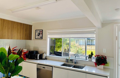 Milford House | Sunny 3BR Home - Close to Essentials & Transport
